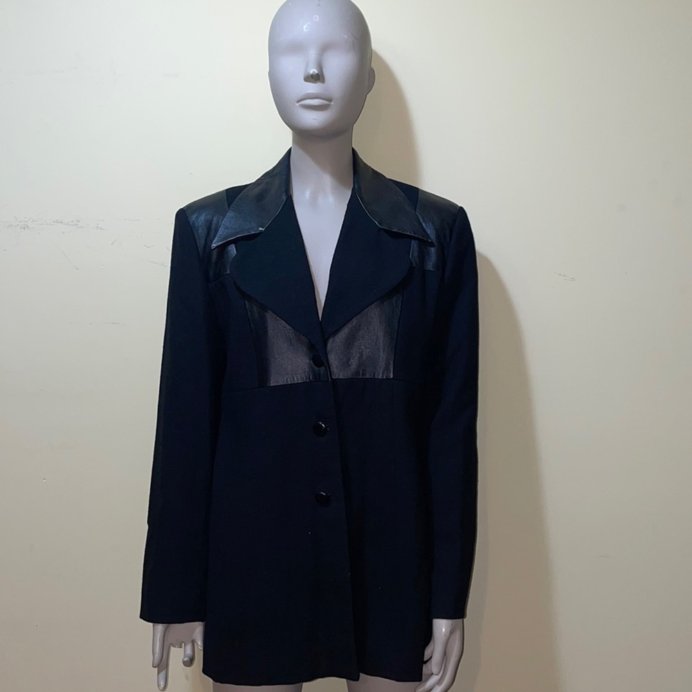Women’s Focus 2000 By Charlie’s